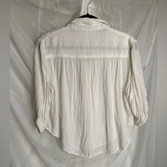 Free People Size XS Swiss Dot Textured White Button Down Front Tie Top - Picture 8 of 9